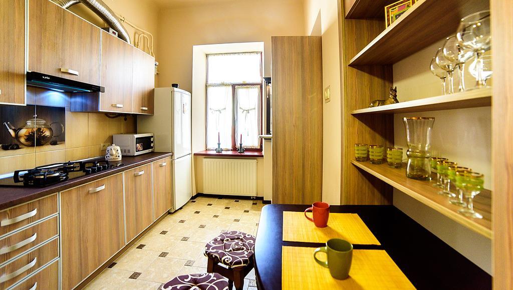 Apartments Nekrasova-Rufa 23 Leópolis Exterior foto